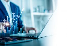 Strong Lift in Adviser & FAP Numbers, Rise in Digital Advice